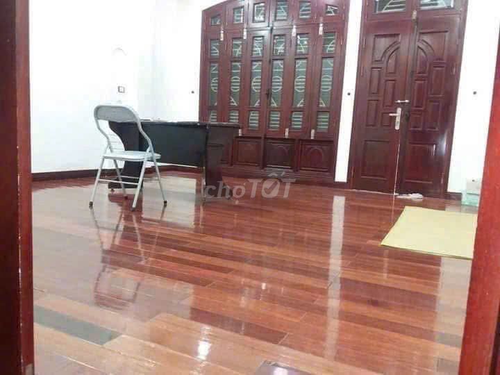 Rent the original house of the National Hall of Light.