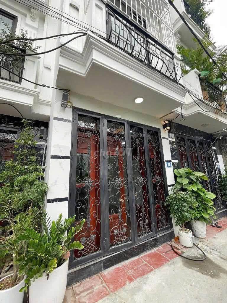 Rent Phúc Lợi, Long Biên-three bedrooms.
