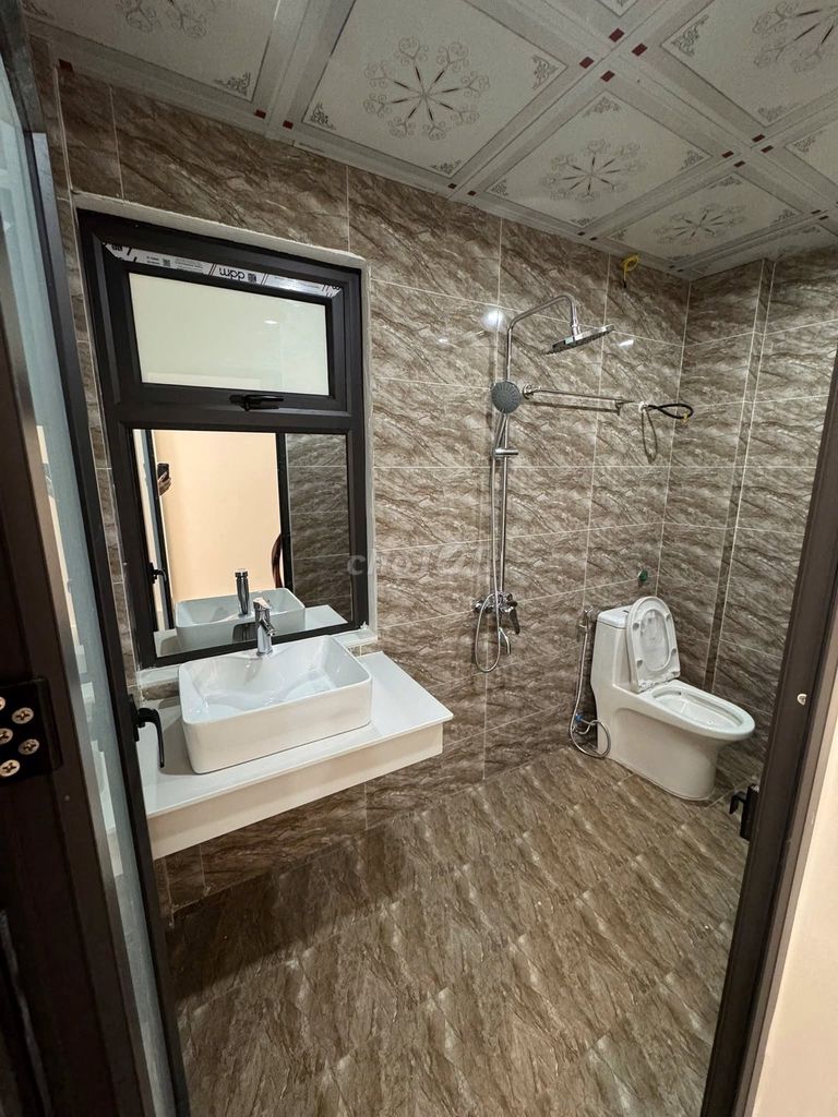 Rent the entire 5-story brand new house, Ngọc Hồi, Thanh Trì.