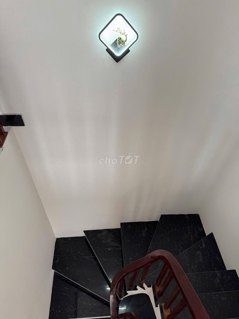 Rent the entire 5-story brand new house, Ngọc Hồi, Thanh Trì.