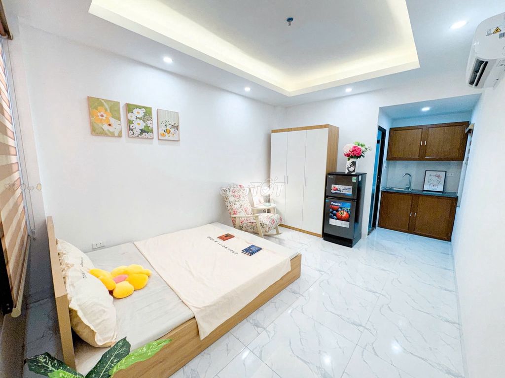 Renting 78 Võ Chí Công, newly built, with elevators.
