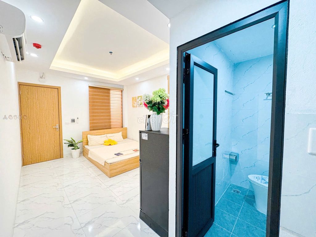 Renting 78 Võ Chí Công, newly built, with elevators.