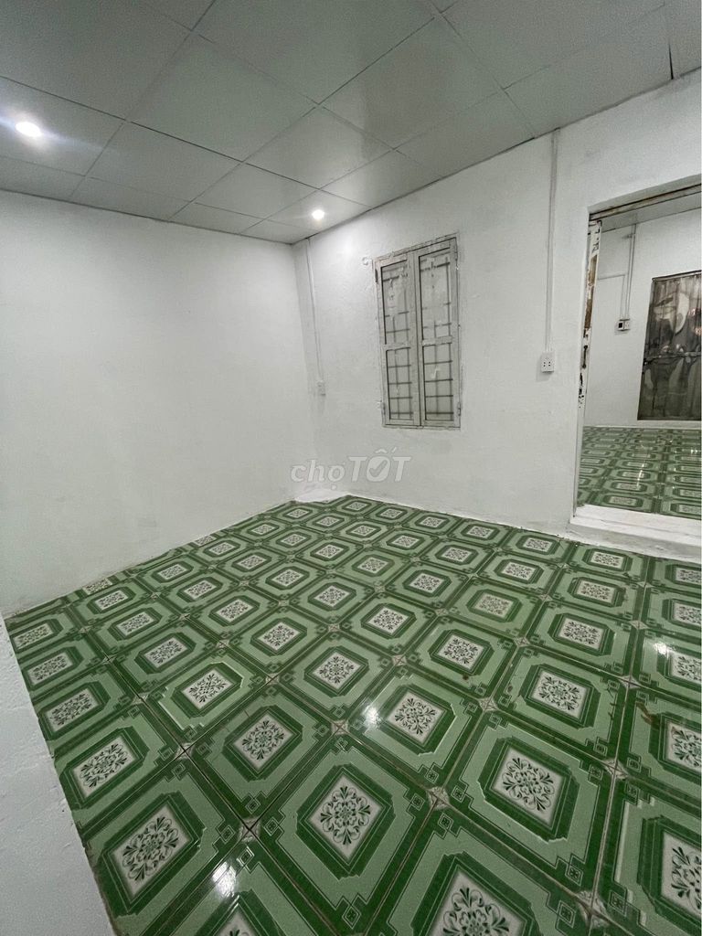 Rent the entire Thái Thịnh, Đống Đa, 12.5 million a month.