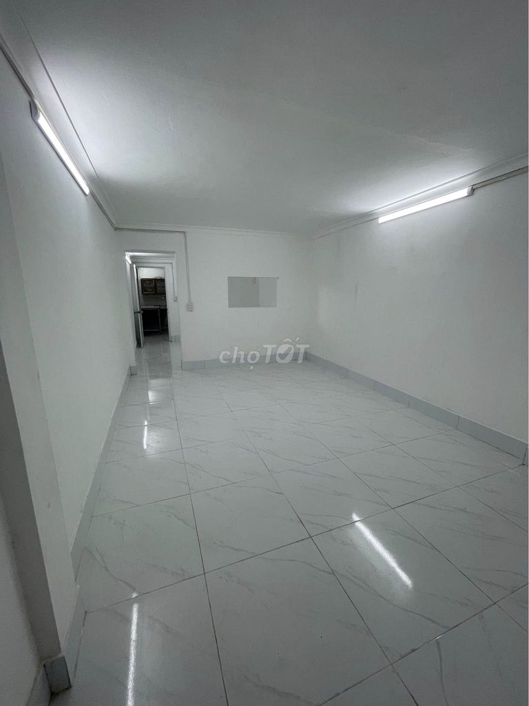 Rent the entire Thái Thịnh, Đống Đa, 12.5 million a month.