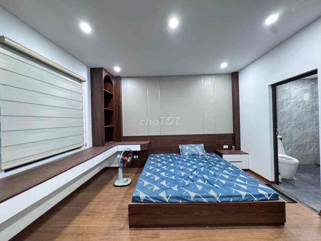Rent Mỹ Đình area 45 m2 x 5 floor 4 bedroom 12 million