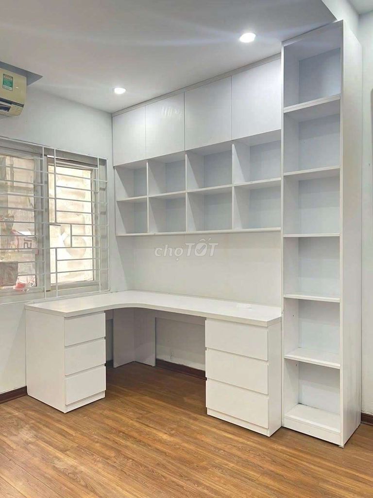 Rent Hoàng Hoa Thám 50 meters, 3 bedrooms, alleys, everything, 11.3 million.