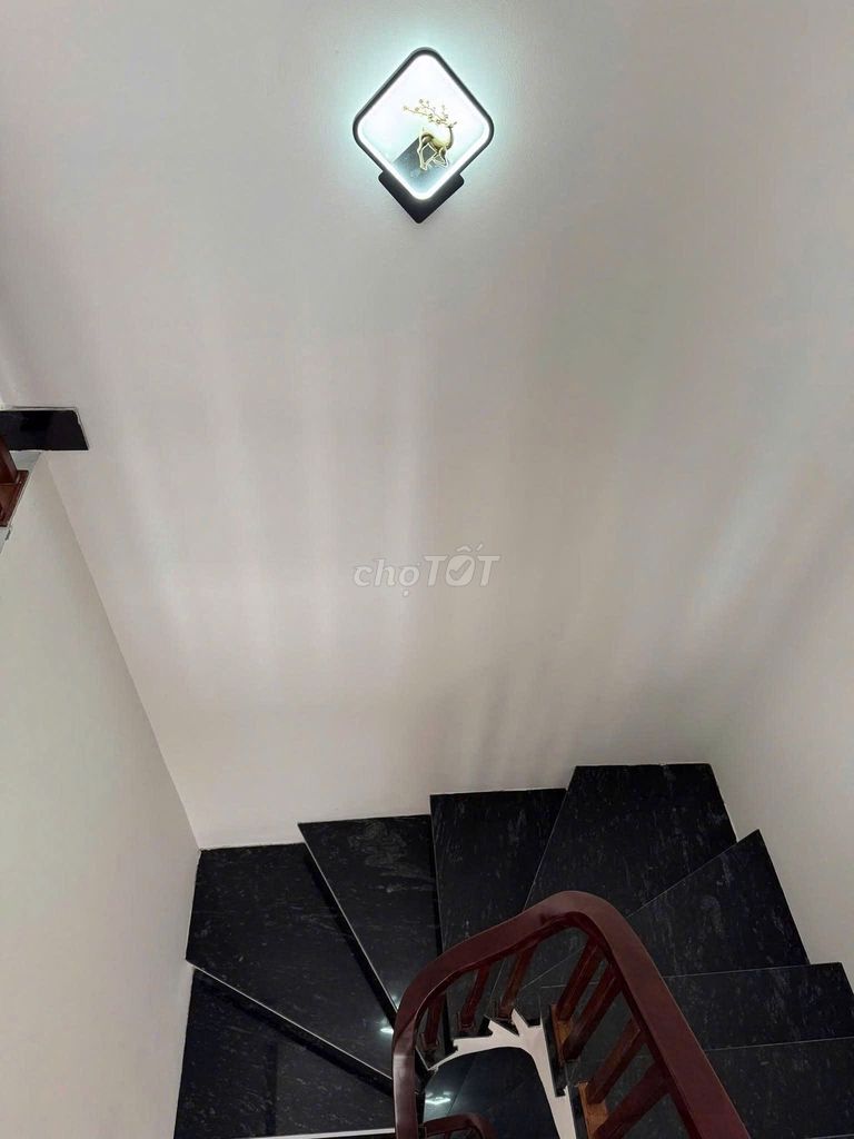 Ngọc Hồi root of 6th floor 4th floor sleeps wide, new house at Hoàng Mai.