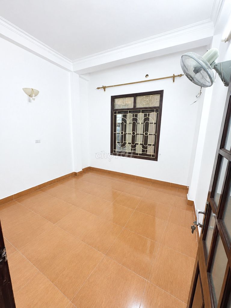 Rent your own home 40 meters x4 Nguyễn Chí Thanh Autoway, Đống Đa