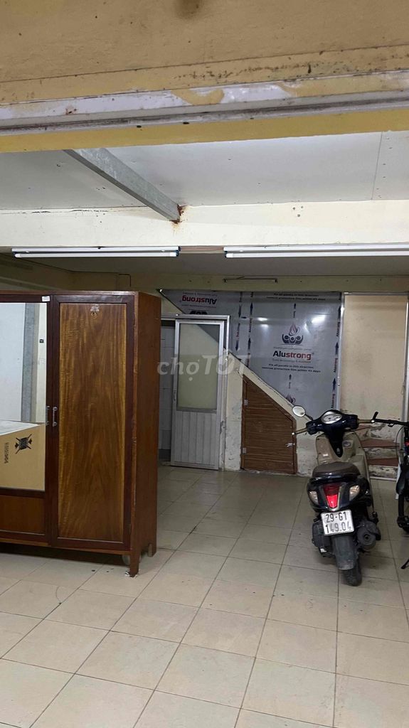 Rent a two-story separate house.