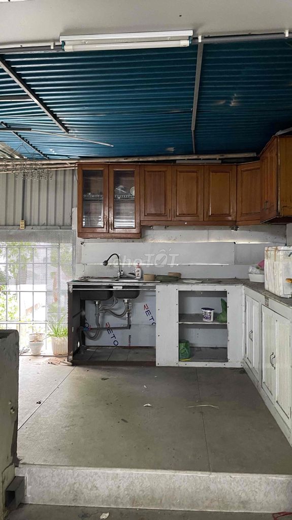 Rent a two-story separate house.