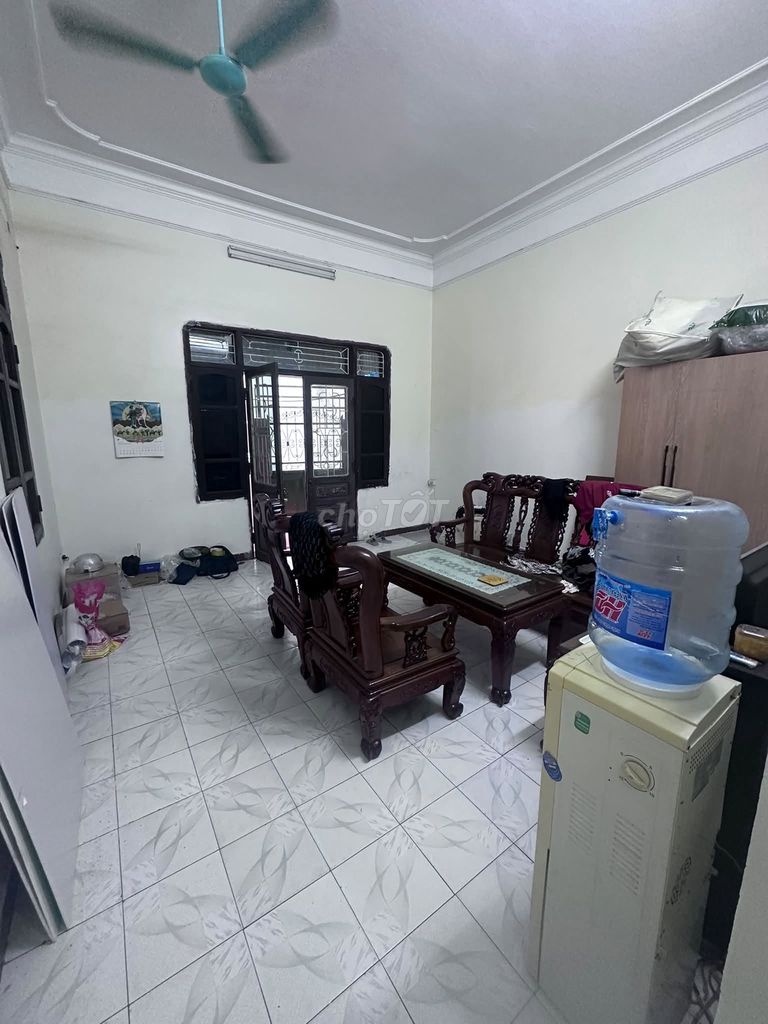 Rent Nguyễn Văn Cừ - 2 bedrooms - Full clothes at -6 million