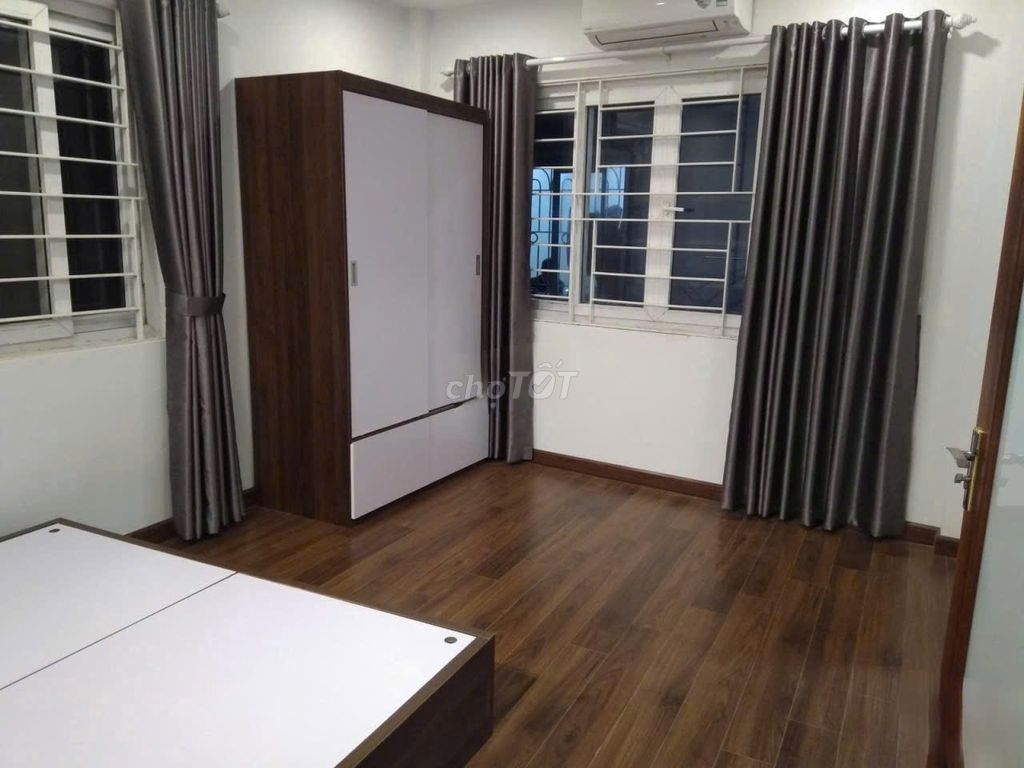 Rent đào tấn 42 m2 x 4 floors, 3th angle wide angle, 17 million