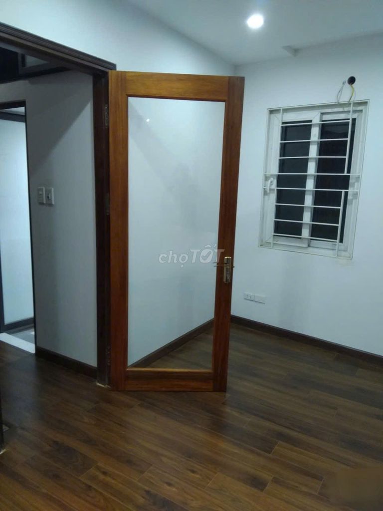 Rent đào tấn 42 m2 x 4 floors, 3th angle wide angle, 17 million