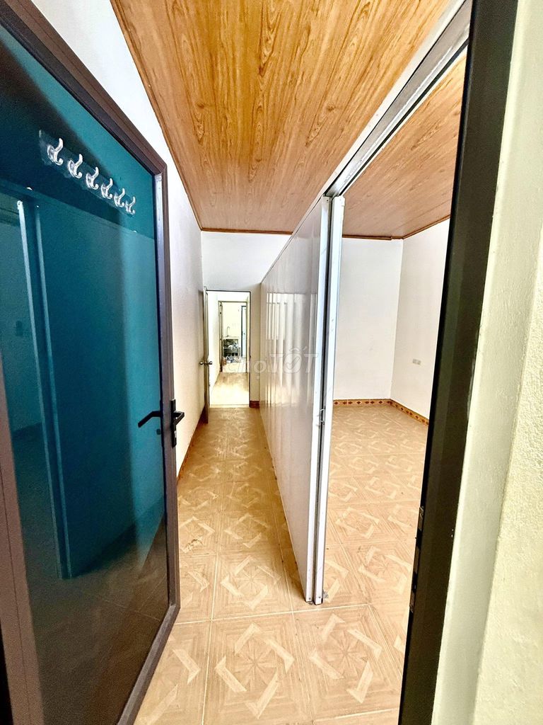 Renter. - Định Công Thượng.