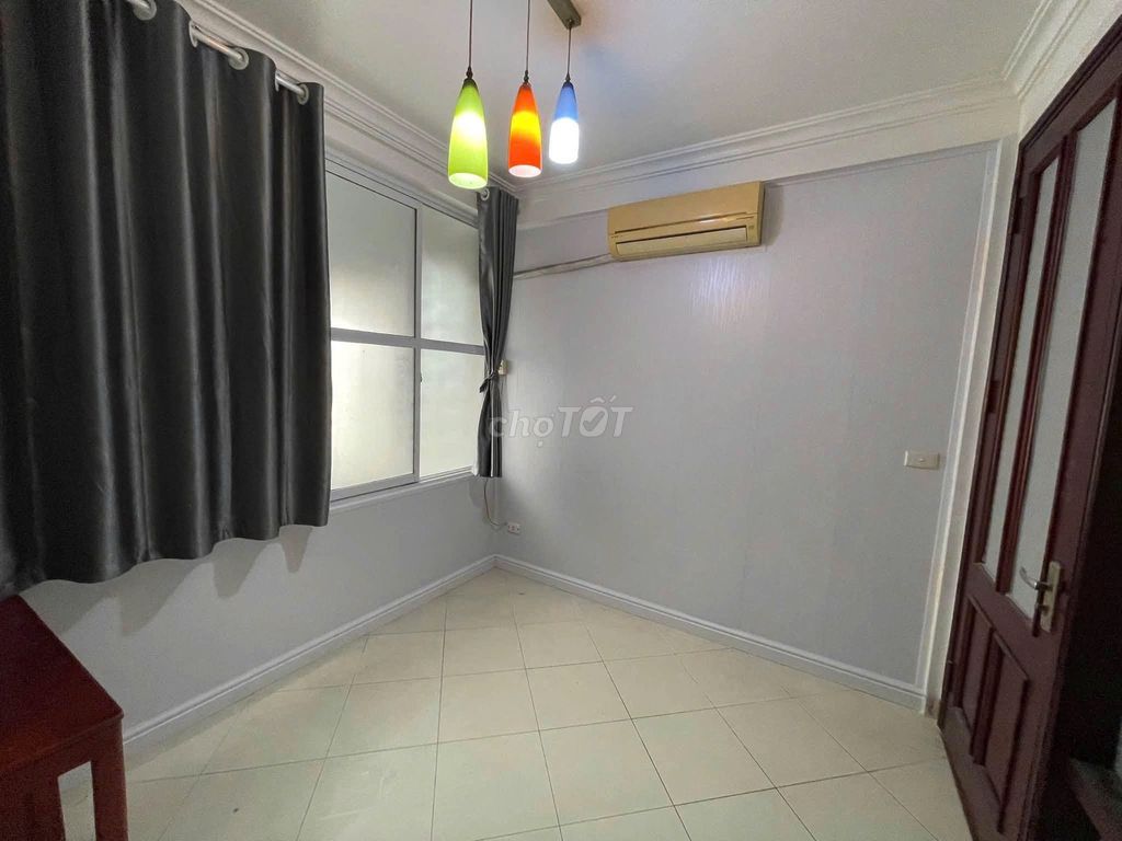 Need to rent private houses 42 m2 x 4 level Vũ Tông Phan, Thanh Xuân