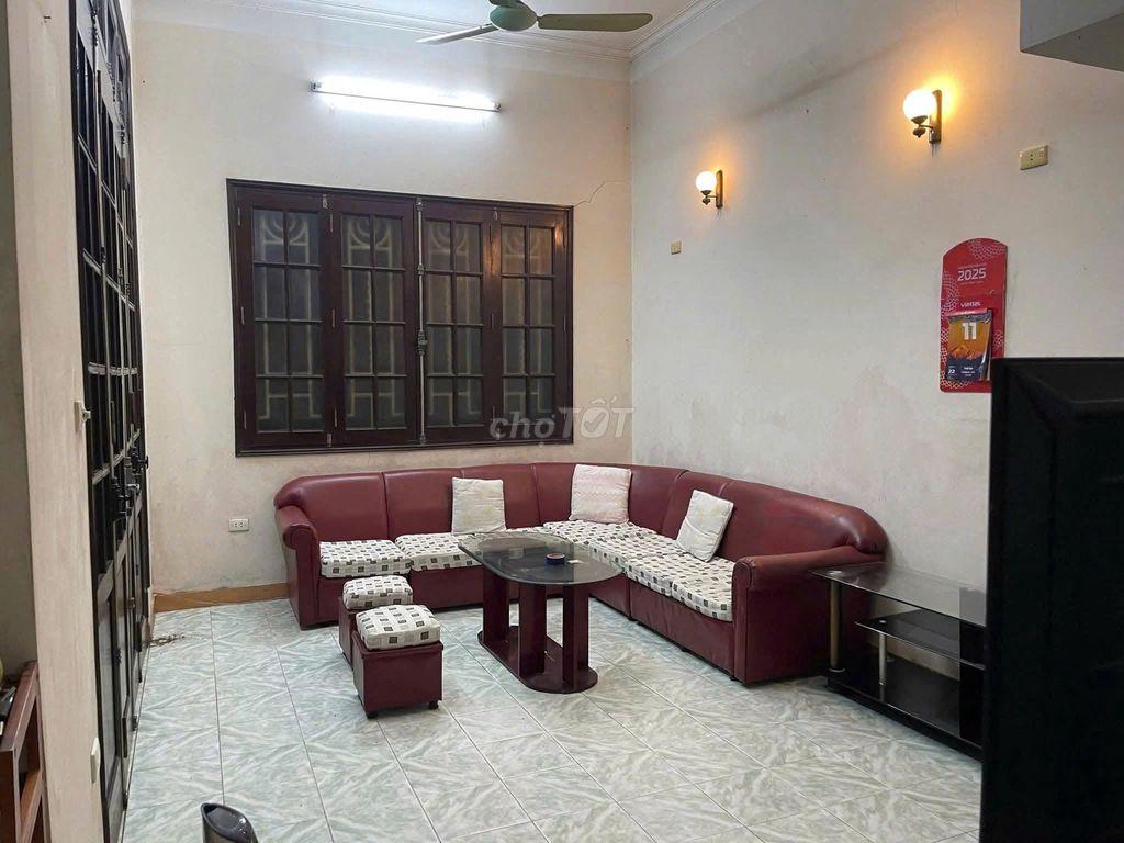Rent the original house 65 m2 x 3 level 12 Chính Kinh, Thanh Xuân