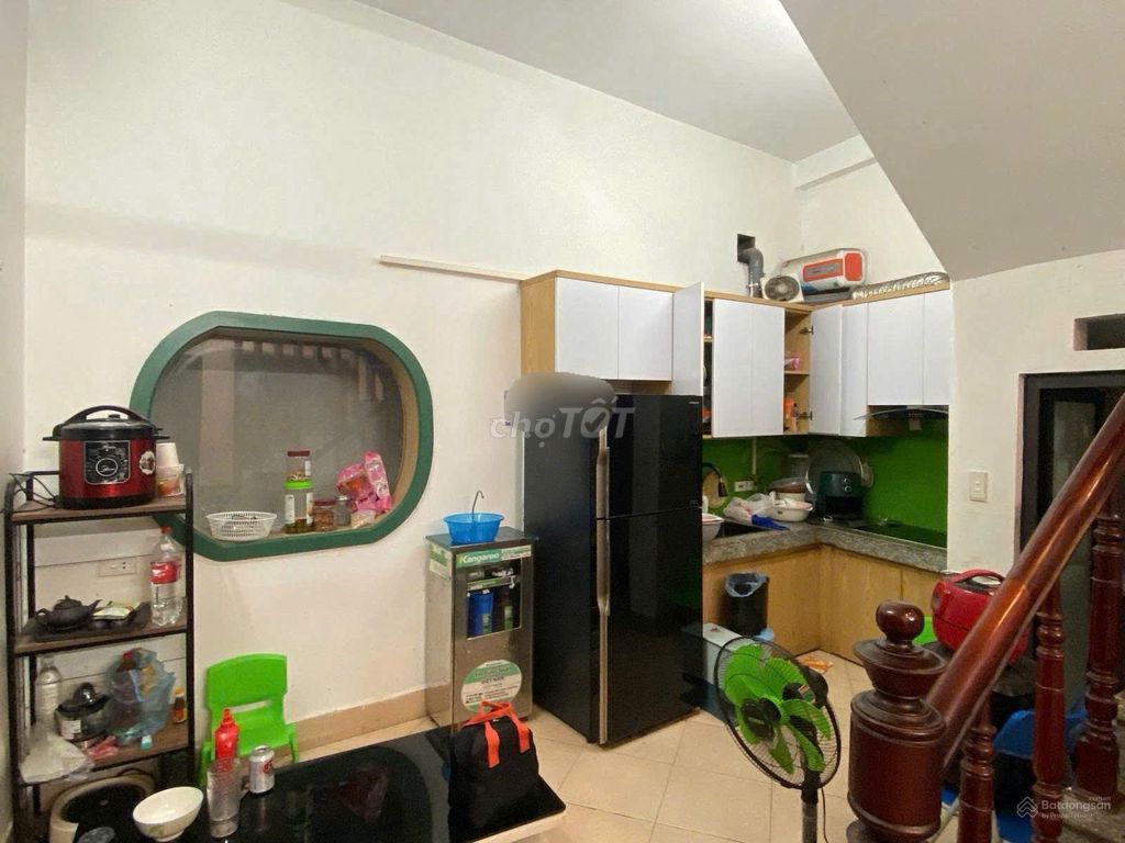 Rent a private residence on 127 Nguyễn Trãi, Thanh Xuân