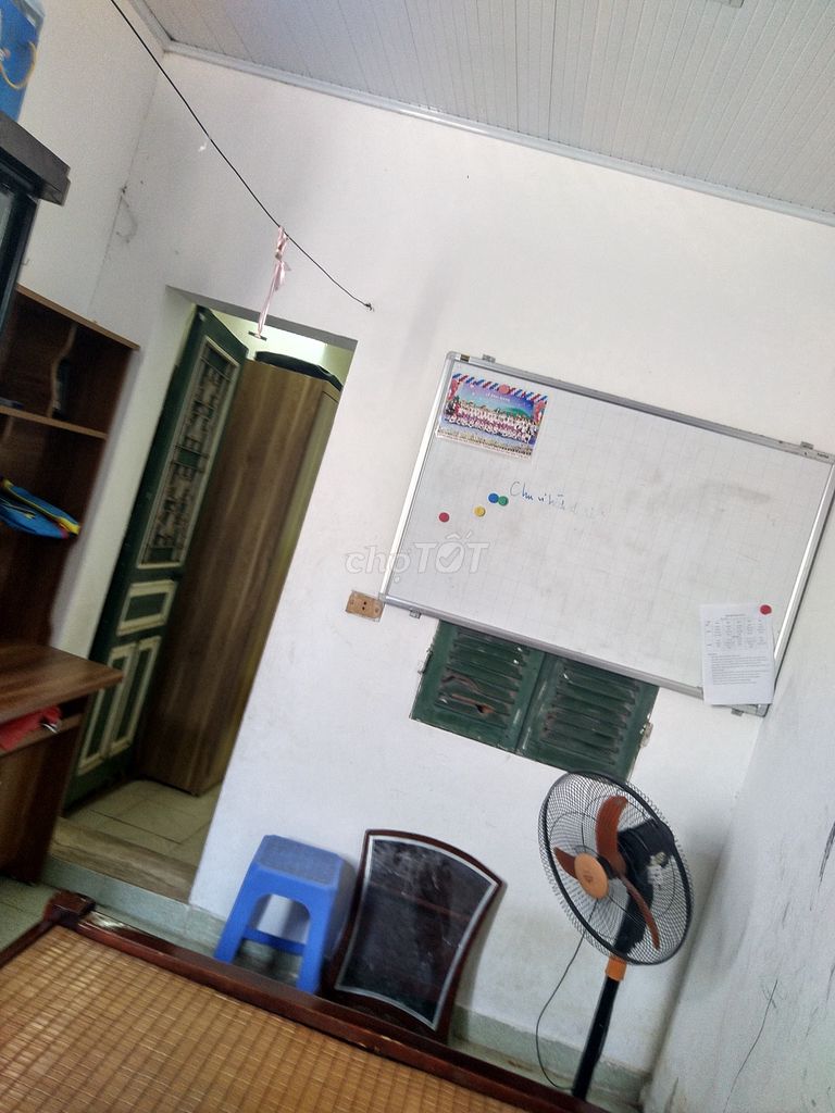 Rent three bedrooms, two toilets, 22 meters 2 x 3 floors at 0-6-0-0-0-0, Tian City Market.