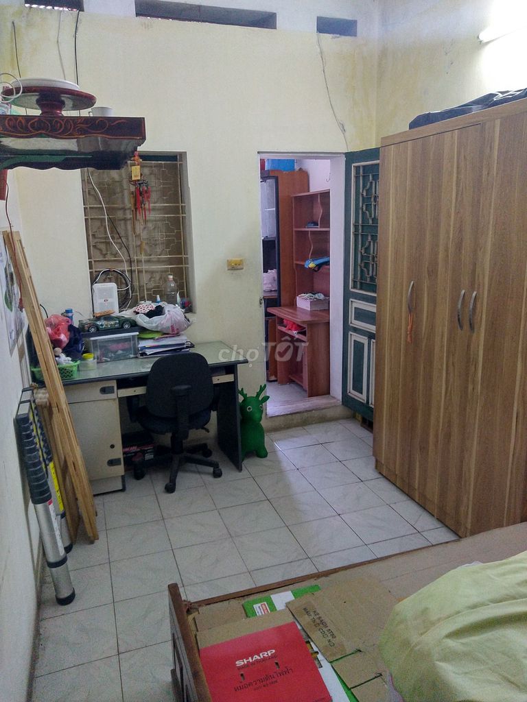 Rent three bedrooms, two toilets, 22 meters 2 x 3 floors at 0-6-0-0-0-0, Tian City Market.