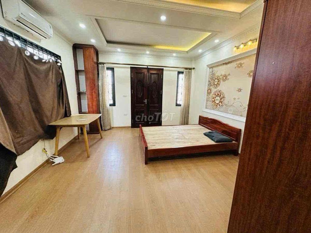 Rent Tây Mỗ private house, Nam Từ Liêm area 40 meters 5 floors of the 4 corner of 10 million bedrooms