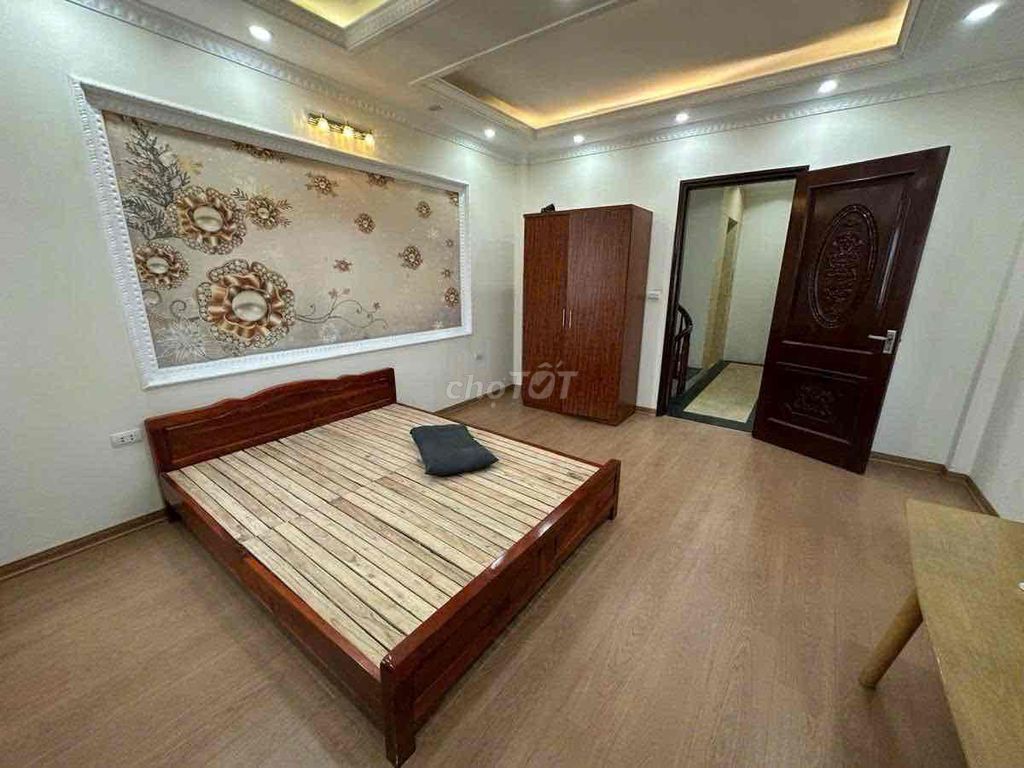 Rent Tây Mỗ private house, Nam Từ Liêm area 40 meters 5 floors of the 4 corner of 10 million bedrooms