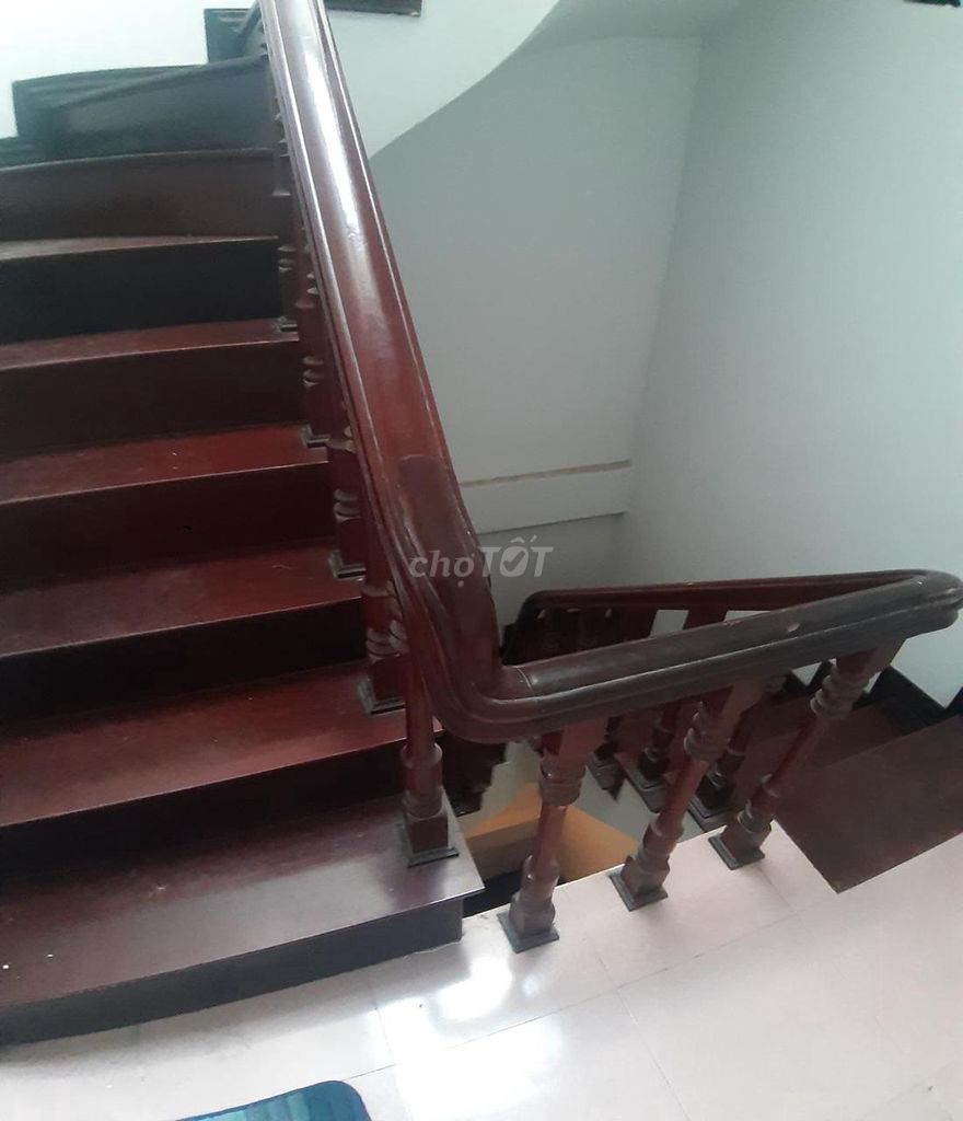 Rent a five-story street street 2 on Wong Sam Street - 18 million a second, wide-way to the car