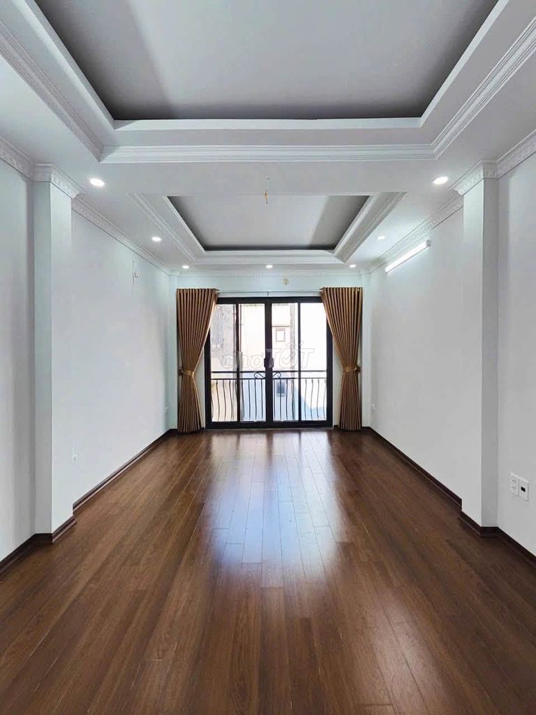 Rent the original Dương Văn Bé, Hai Bà Trưng, full interior