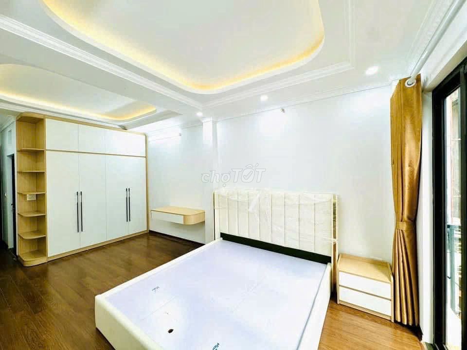 Rent the original Dương Văn Bé, Hai Bà Trưng, full interior