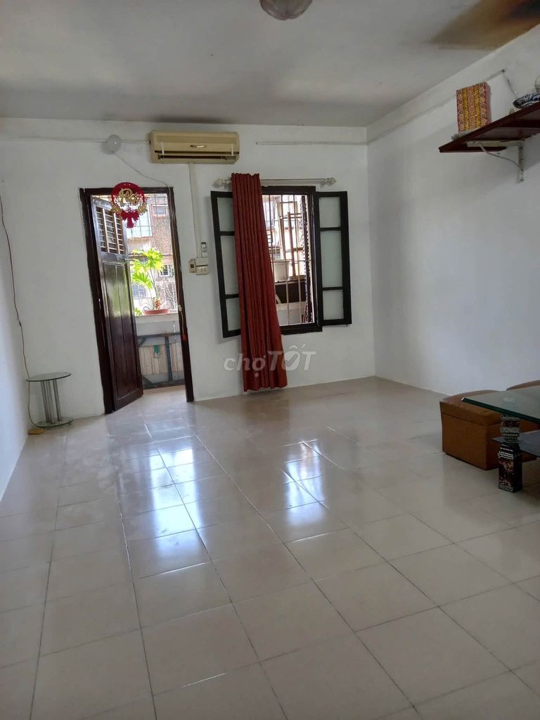 Rent us 4 115 m.2 Thanh Xuân Bắc, 5 rooms