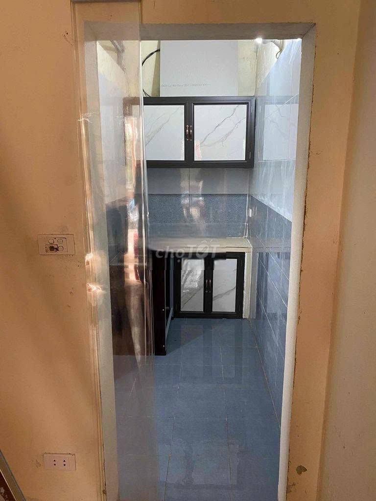 Rent Nguyễn Khoái, 4 million a month