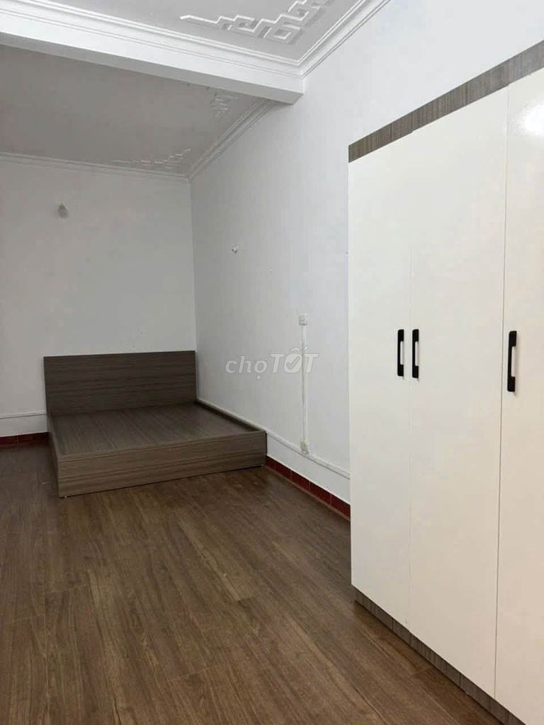 Rent 74 Bạch Đằng, hbt, 30 meters2, 3 bedrooms