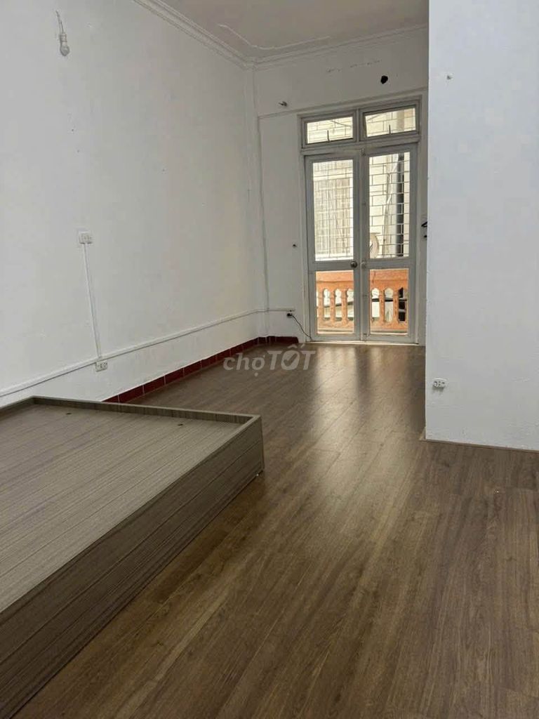Rent 74 Bạch Đằng, hbt, 30 meters2, 3 bedrooms