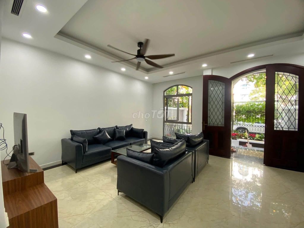 Rent the villa at 90 m.V.V.S. Ocean Park