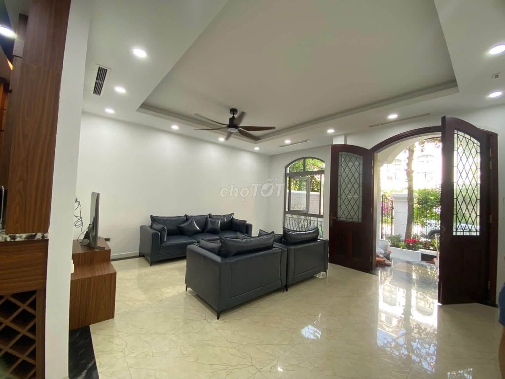Rent the villa at 90 m.V.V.S. Ocean Park