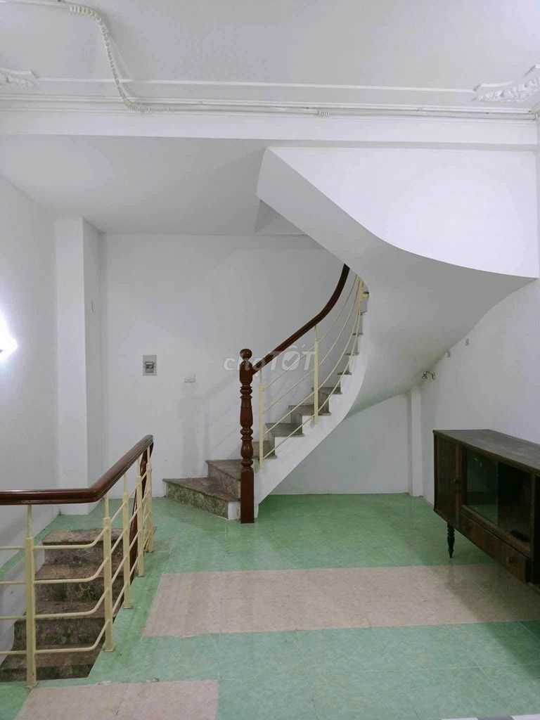 Rent the original Cảm Hội, Hai Bà Trưng, 6 million.