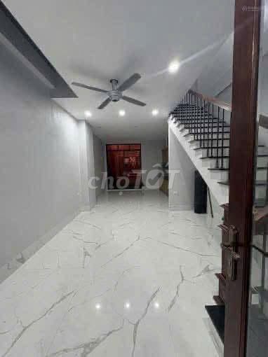Rent the original Bát Khối, Cự Khối, 4 sleeping, full interior, 15 million