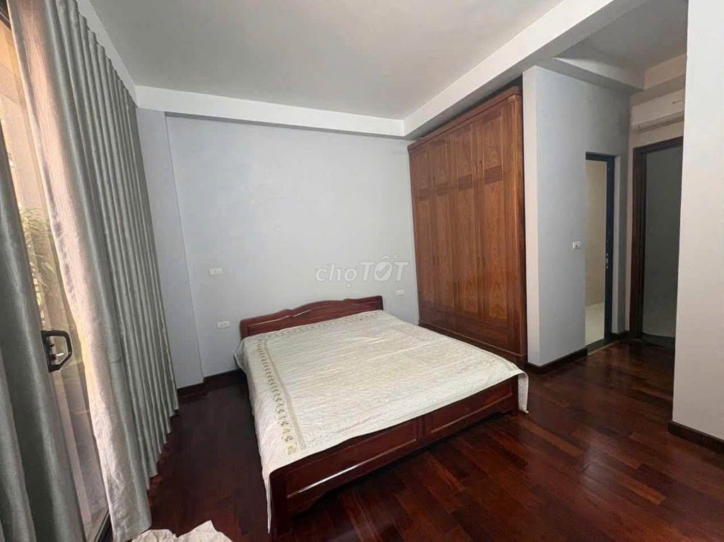Rent the original Bát Khối, Cự Khối, 4 sleeping, full interior, 15 million