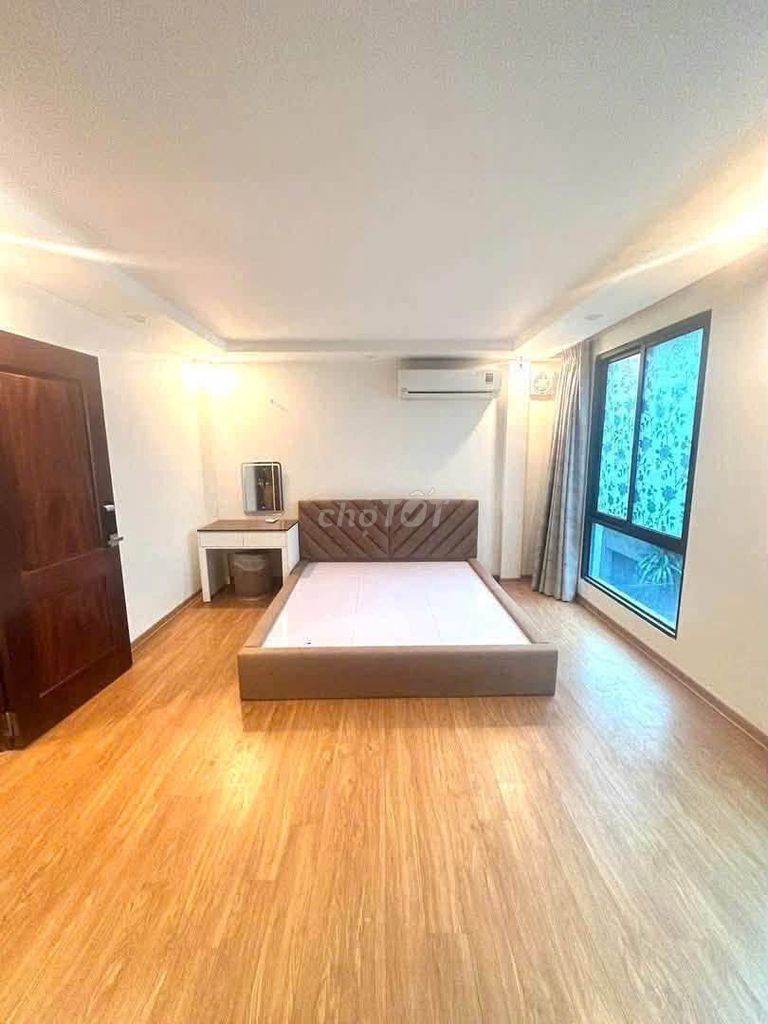 Renting Tựu Liệt, Thanh Trì, 40 meters, 4 stories, 8 million.