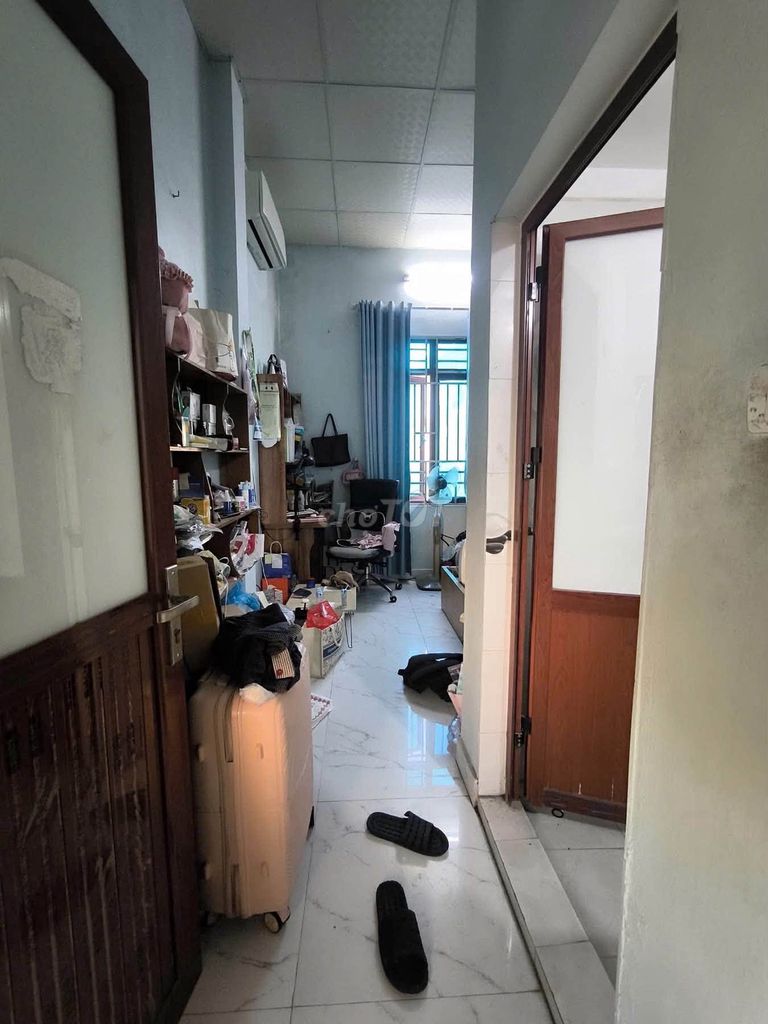 Rent a three-story house. Sleep Ngõ 509 Đại Mỗ.
