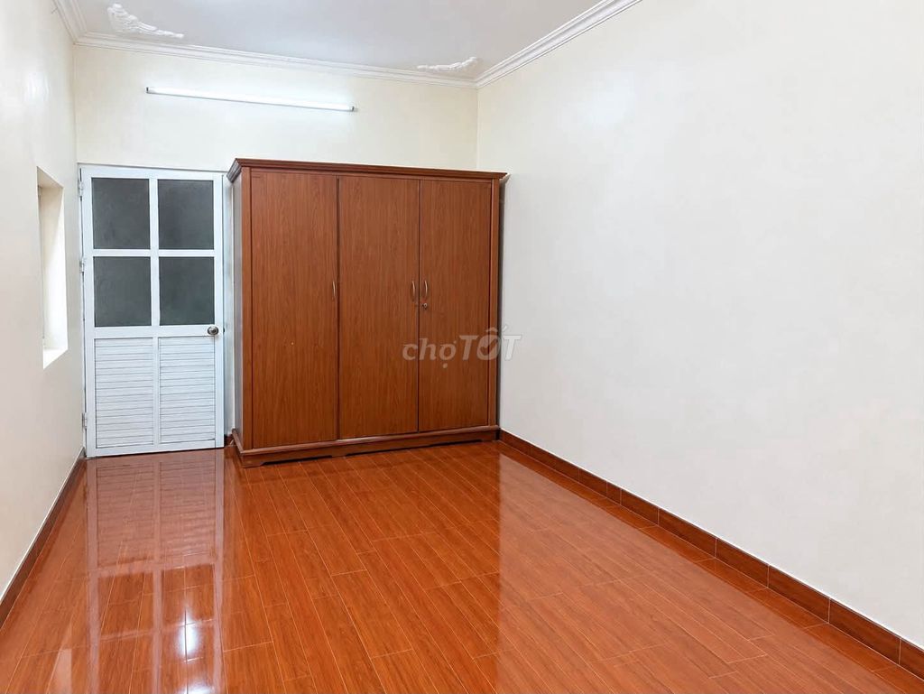 Renting four floors of Minh Khai, Hai Bà Trưng, 7.5 million.