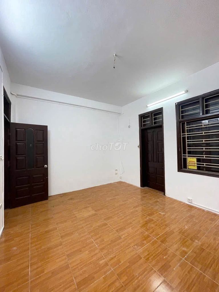 4 floors 70 m2 Văn Quán, Hà Đông 18 million a month