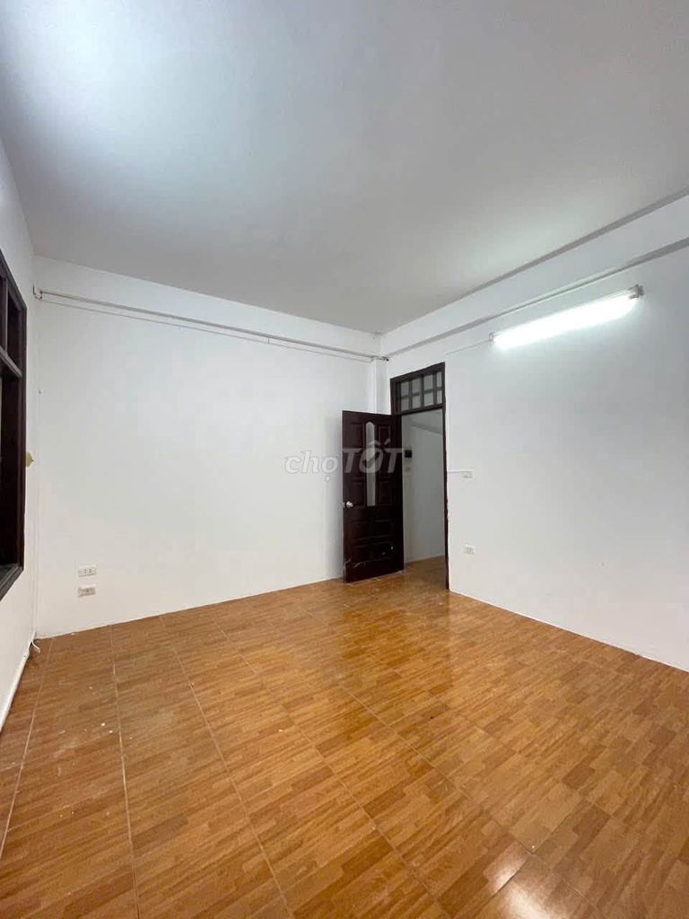 4 floors 70 m2 Văn Quán, Hà Đông 18 million a month
