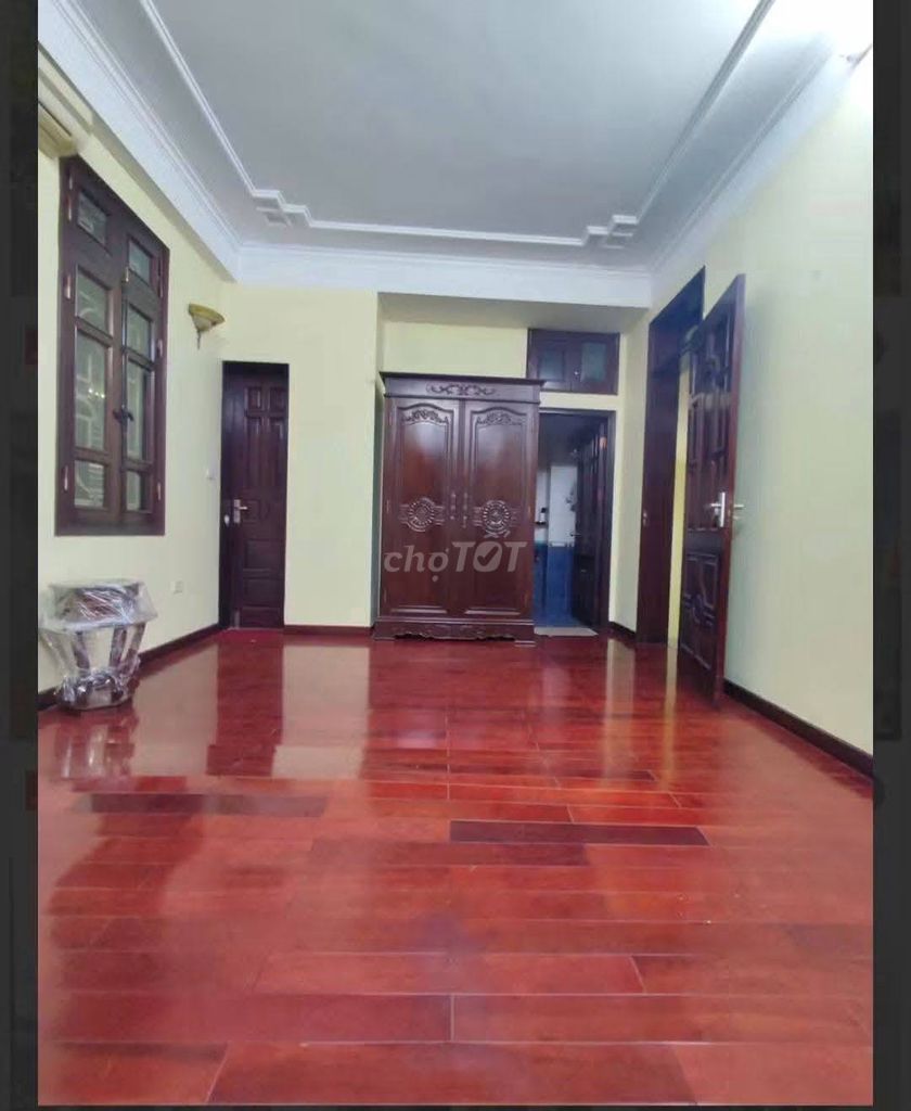 Rent 60 m2 x 4 floors, 6 bedroom, parking car - Nguyễn Khả Trạc