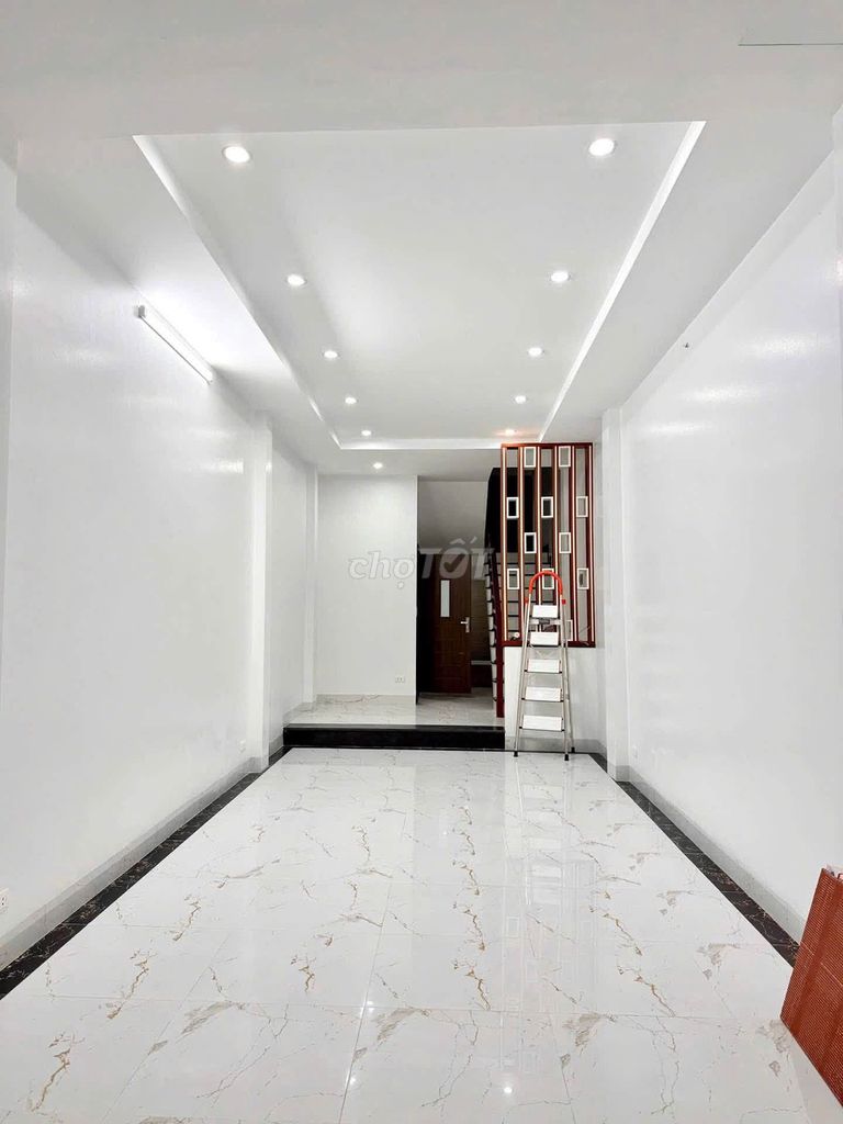 Rent Hoa Bằng, Cầu Giấy, 22.5 million a month.