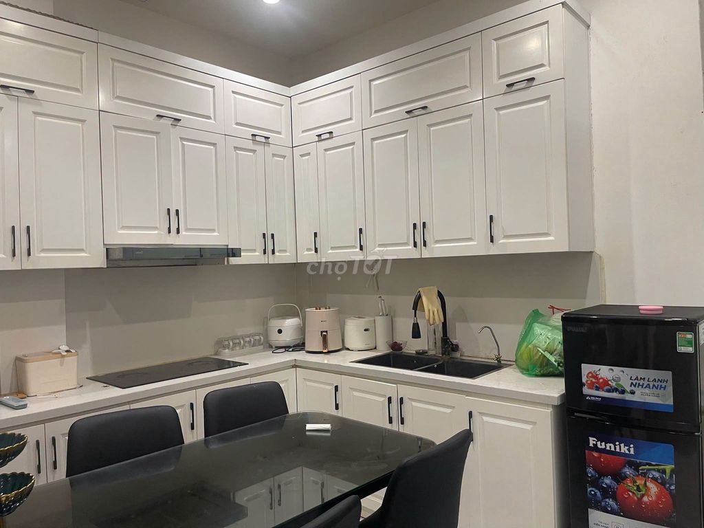 Rents his own home 50 m2 Đê La Thành, Đống Đa - household match, p text