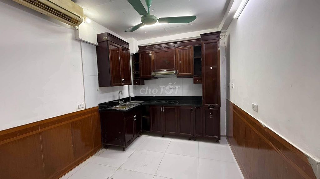 Rent his own house 35 meters and 5 stories, 3 sleeping, Đống Đa, 15 million