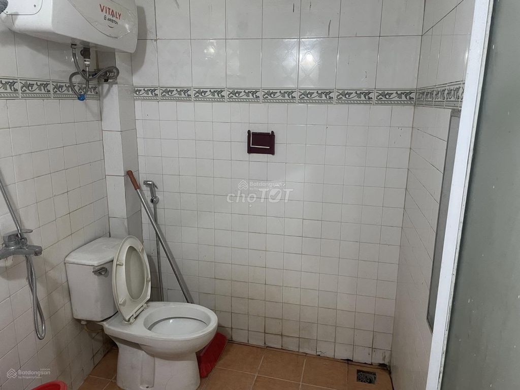 Rents 38 meters 2 floors Trương Định, Hai Bà Trưng, Hanoi