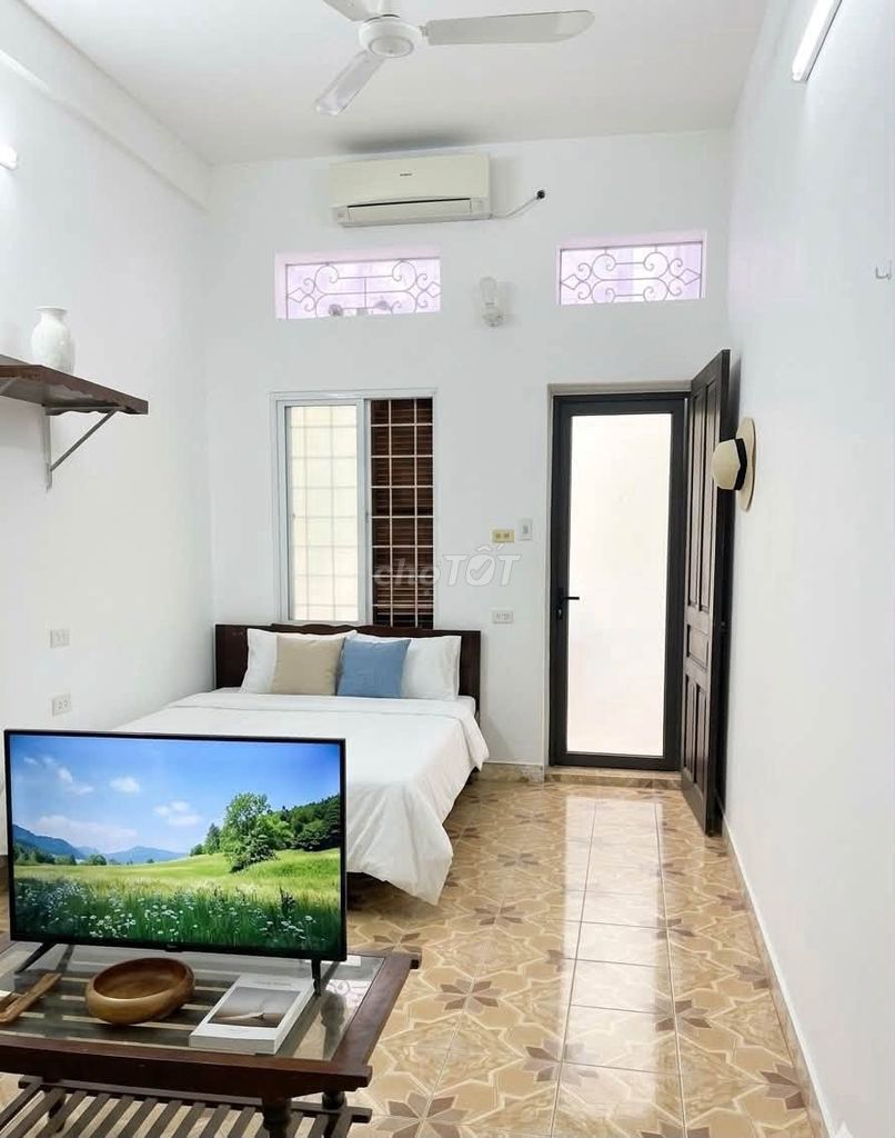 Let's rent the square root of 36 m2 x 3 floors - Lạc Long Quân