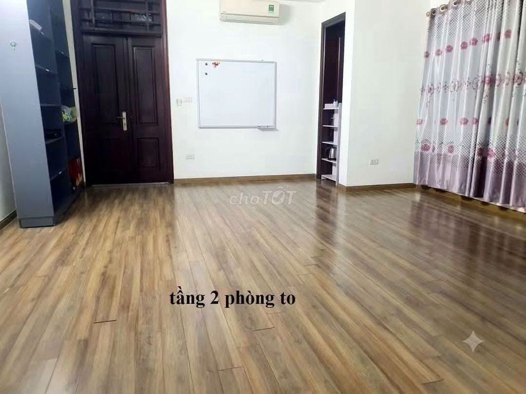 Rent 65 meters, 4 stories, Yellmanda, avoid car