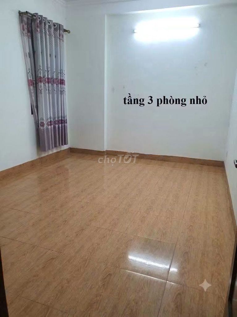 Rent 65 meters, 4 stories, Yellmanda, avoid car